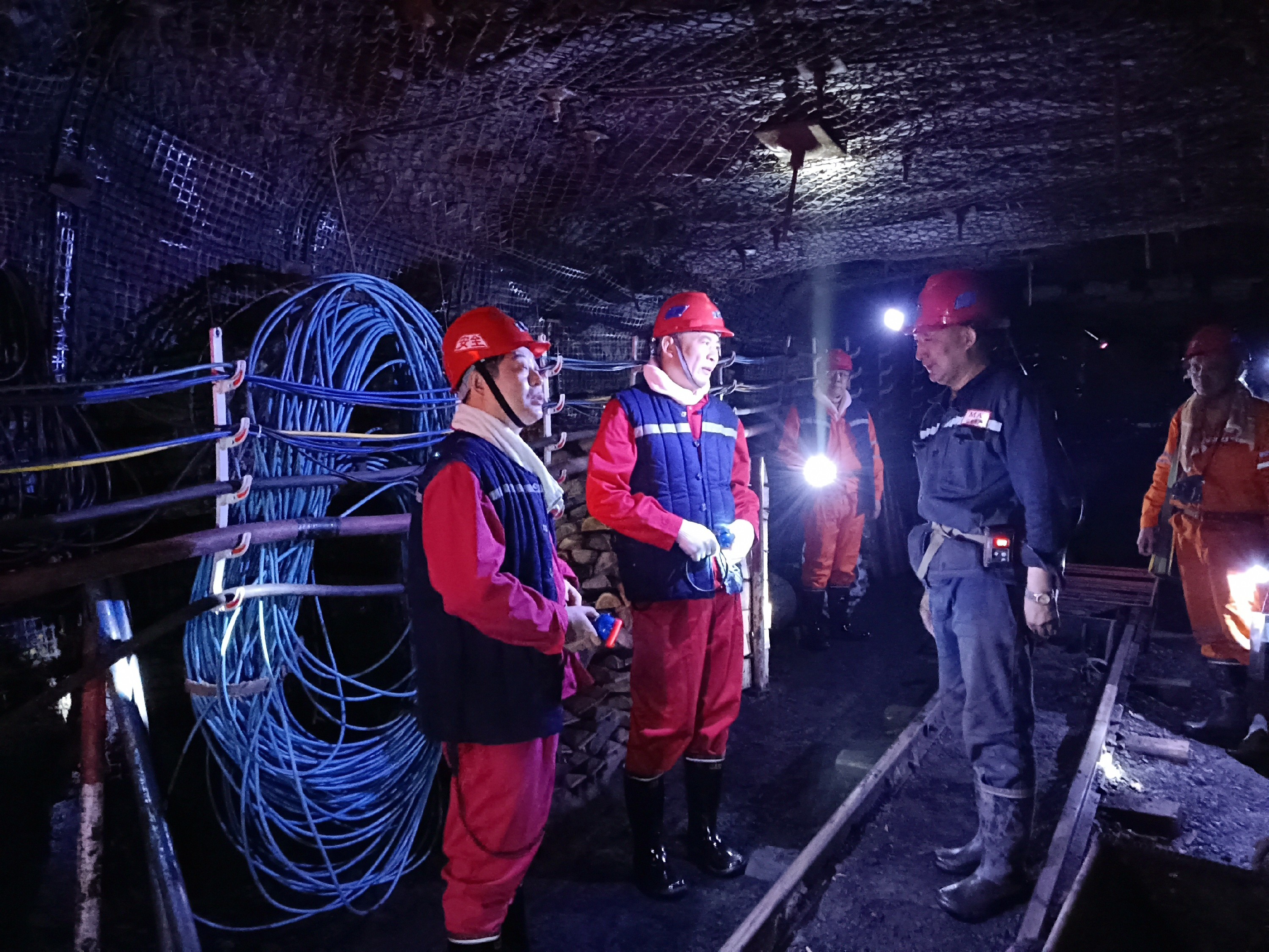 1713941636516244.jpg 1713941636516244.jpg