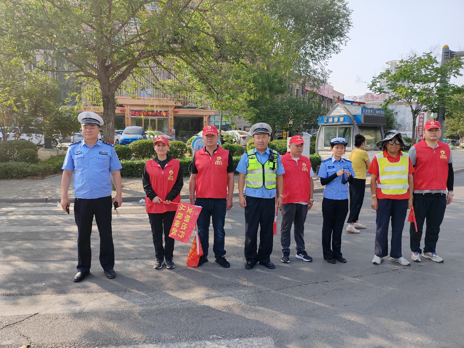 金達(dá)煤礦開展文明交通志愿服務(wù)活動