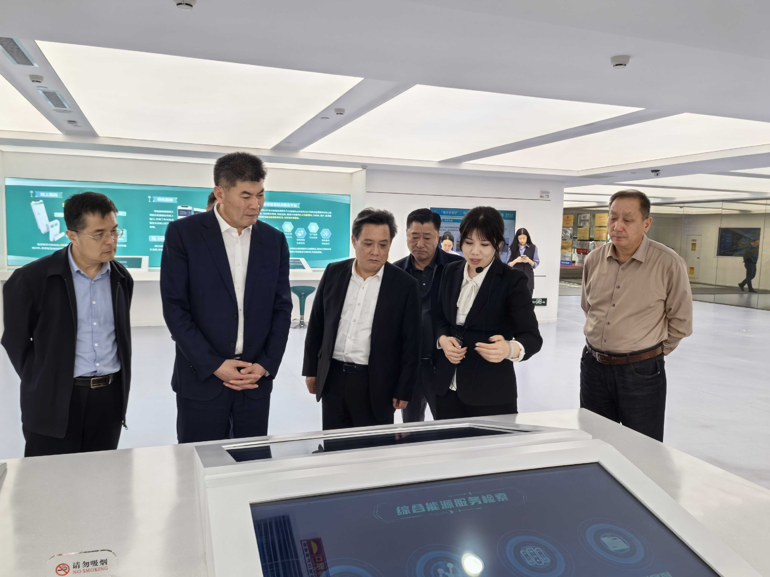 1744276669139279.jpg 1744276669139279.jpg